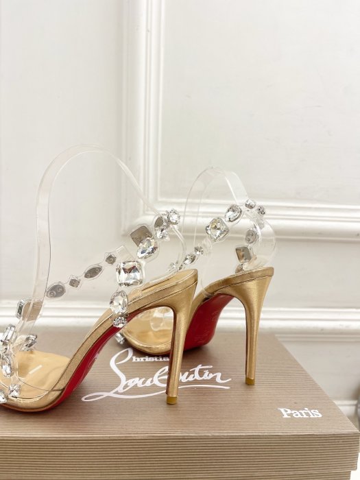 Босоніжки фото 7