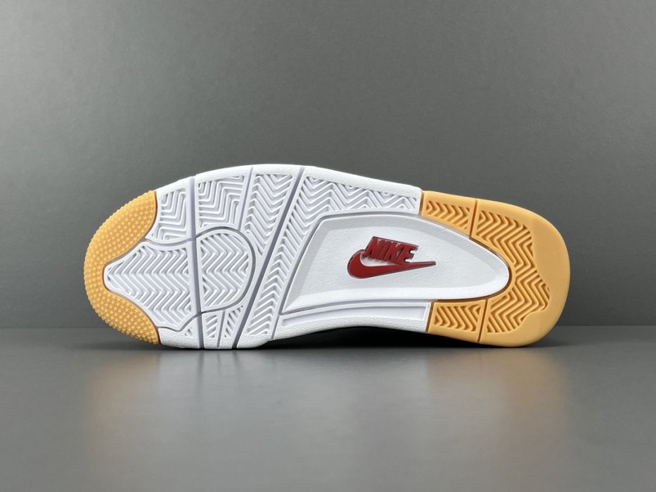 Кроссовки Nike SB x Jordan Air Jordan 4 Varsity Red фото 7