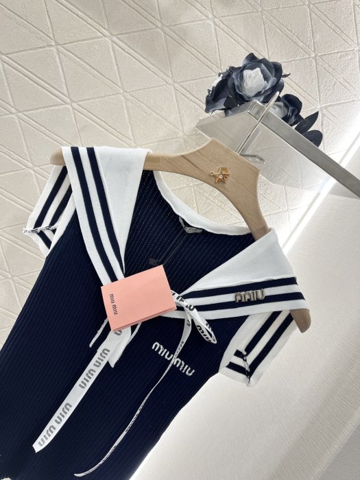 Футболка женская фото 7