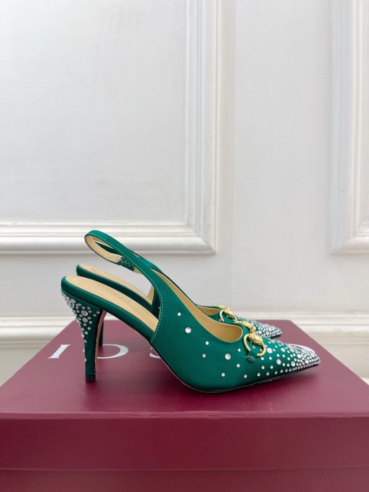 Босоножки фото 2