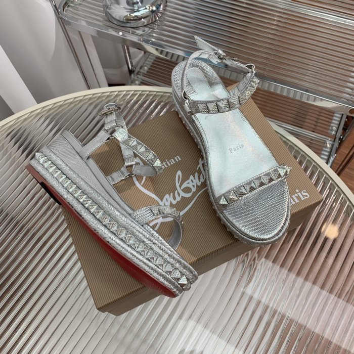 Сандалии женские