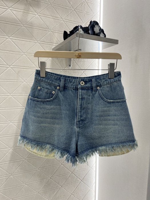 Shorts women's
