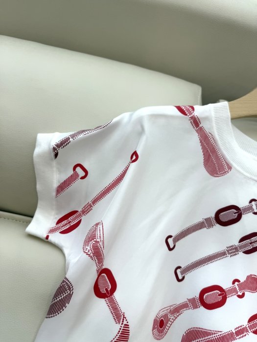 Футболка женская фото 5