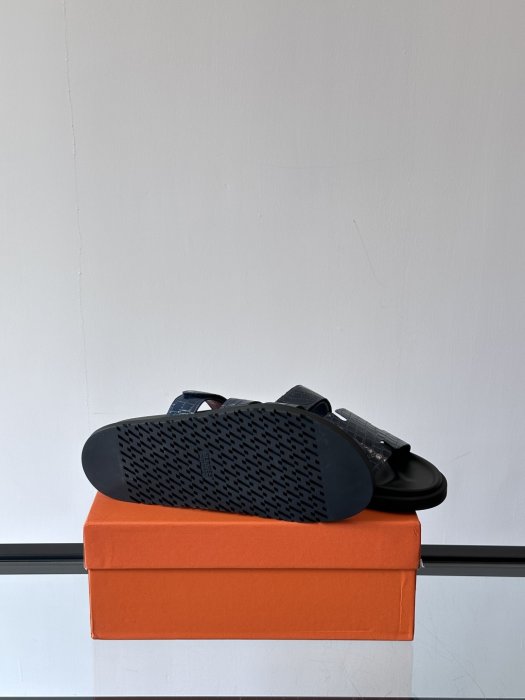 Шльопанці чоловічі фото 9