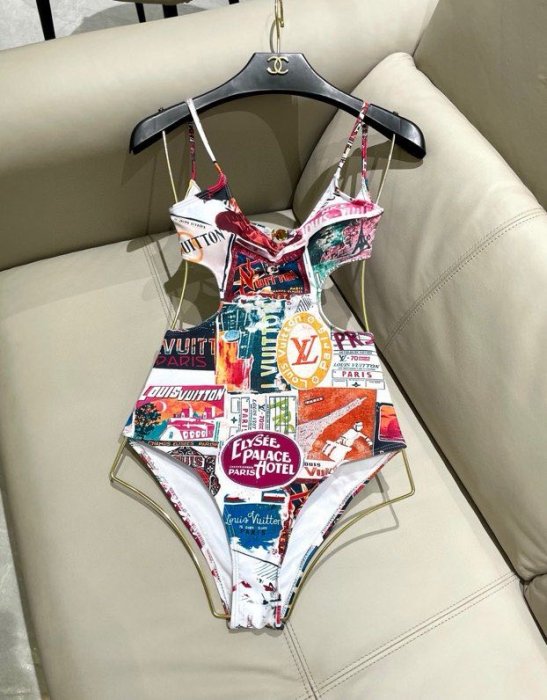 Swimsuit фото 8