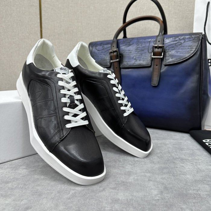 Sneakers men's