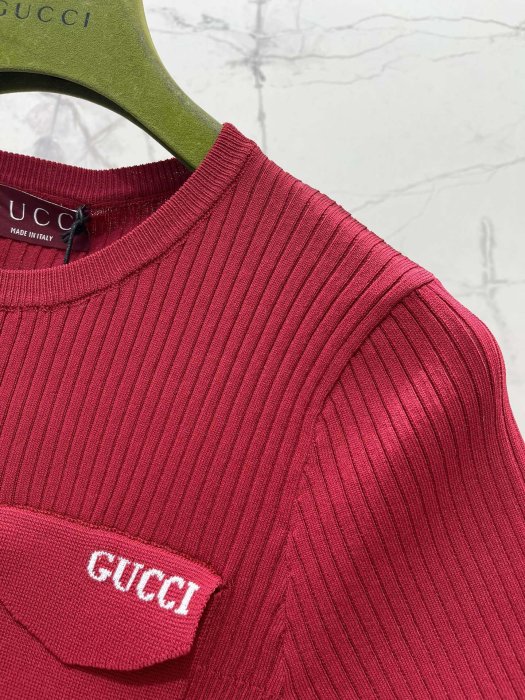 T-shirt women's фото 4