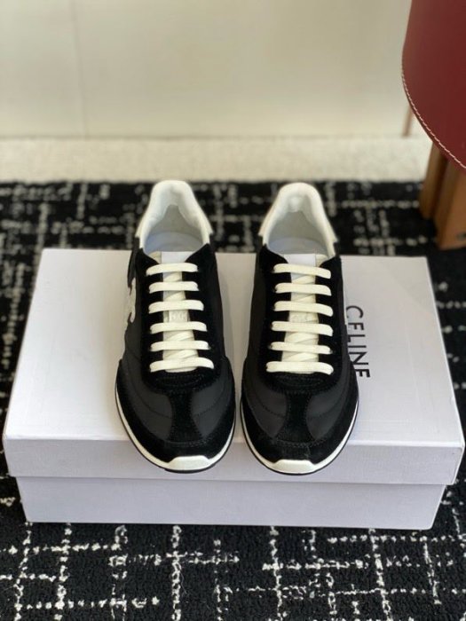 Sneakers фото 2