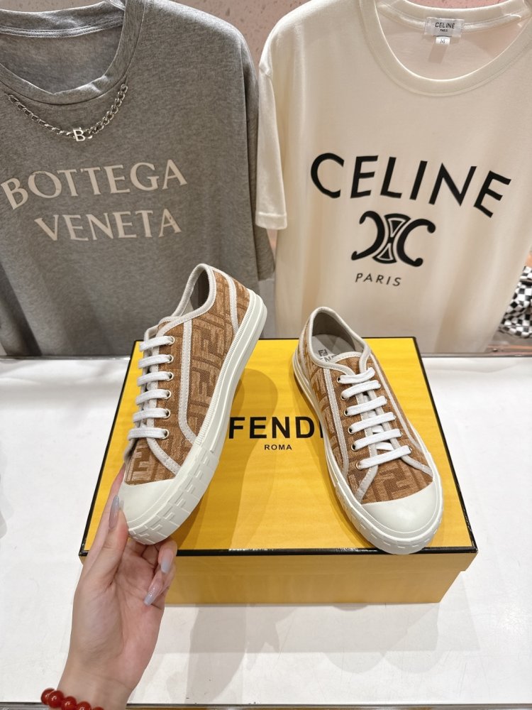 Shoes women's фото 3