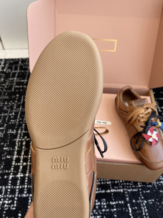 Кроссовки фото 9