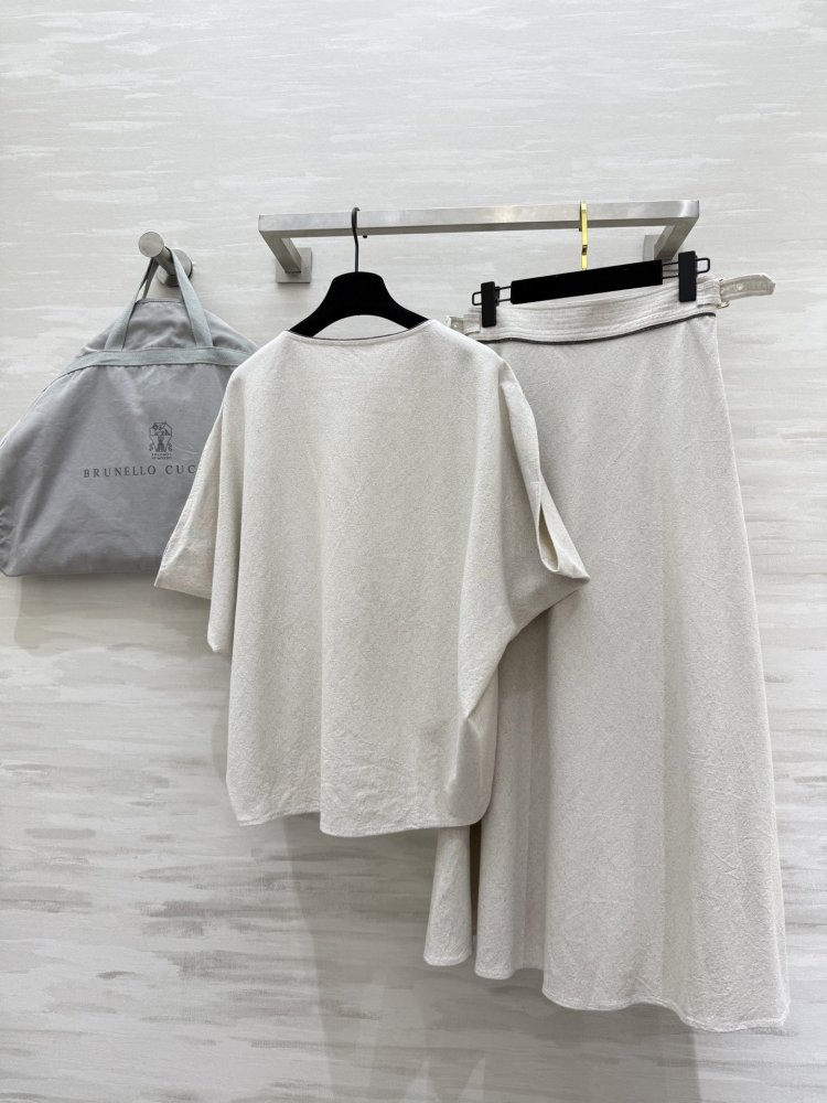 Костюм женский фото 6