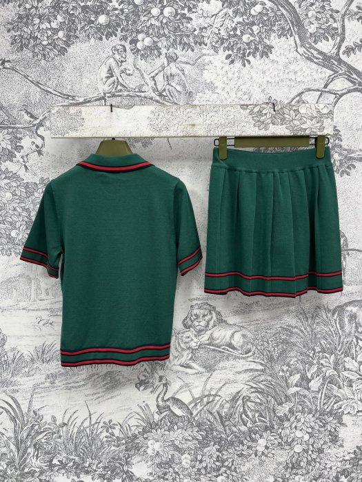 Костюм жіночий фото 7