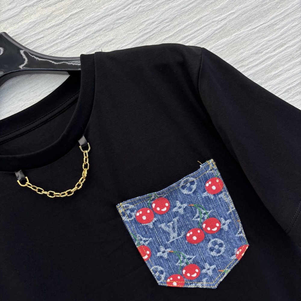 Футболка жіноча фото 4