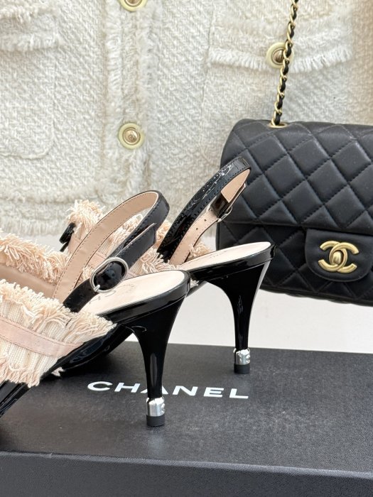 Босоножки фото 6