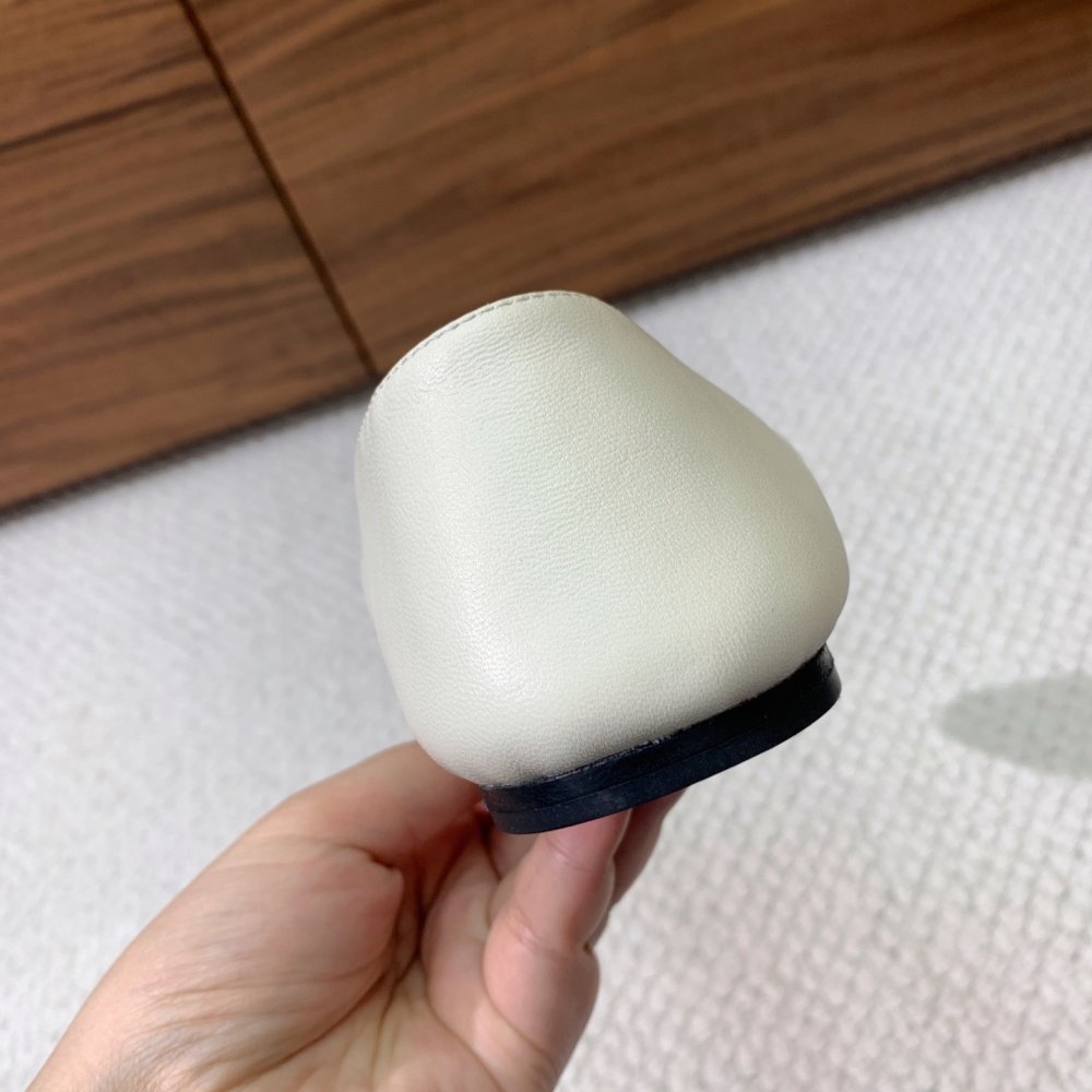 Сандалии женские фото 9