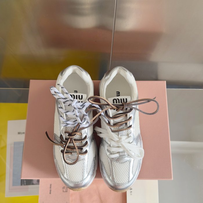 Кроссовки фото 7