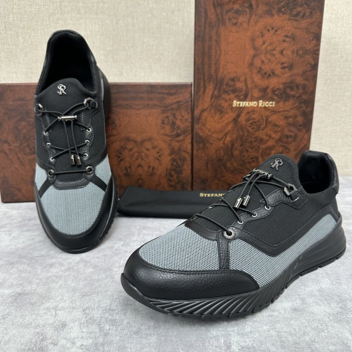 Кросівки фото 3