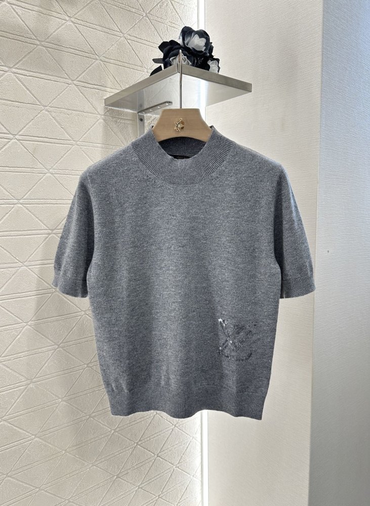 Кофта женская