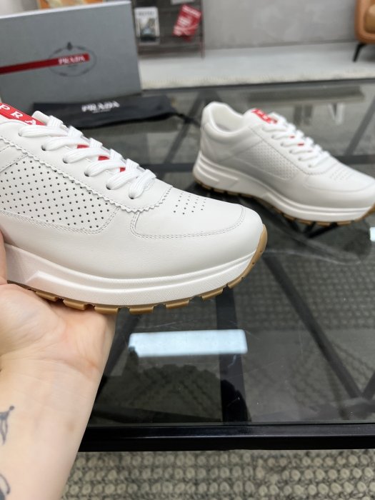 Кросівки чоловічі фото 6