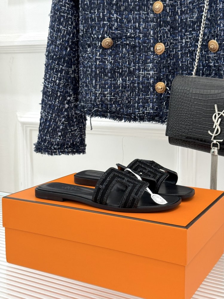 Шльопанці Oran жіночі