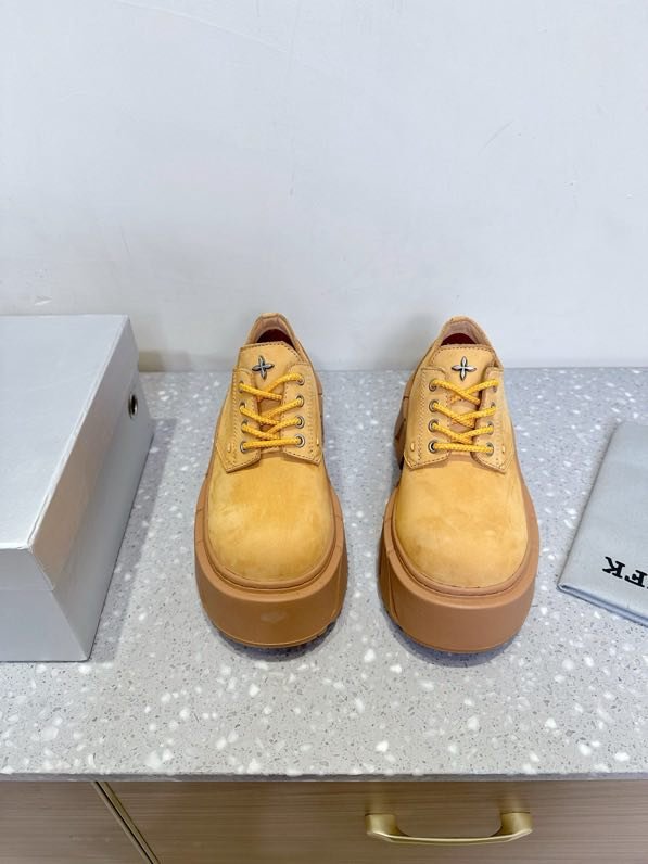 Boots women's фото 9