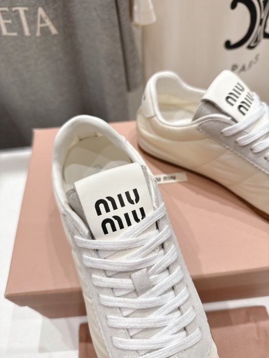 Кроссовки фото 6