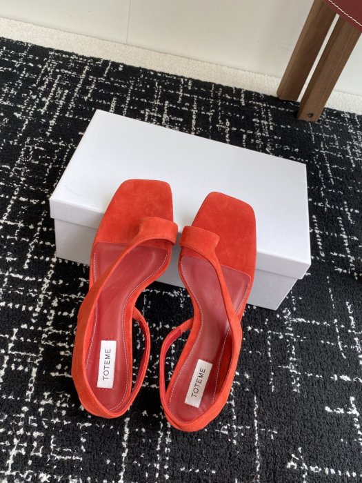 Босоножки фото 4