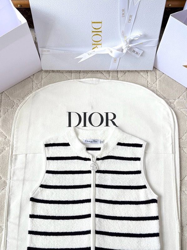 Жилет в полоску фото 5