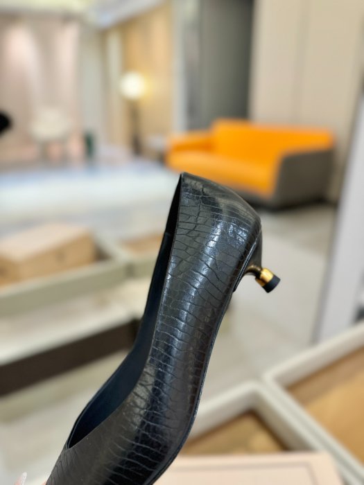 Туфлі жіночі фото 8