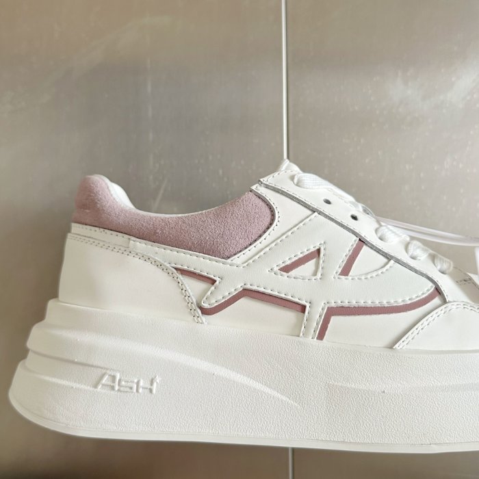 Кроссовки фото 8