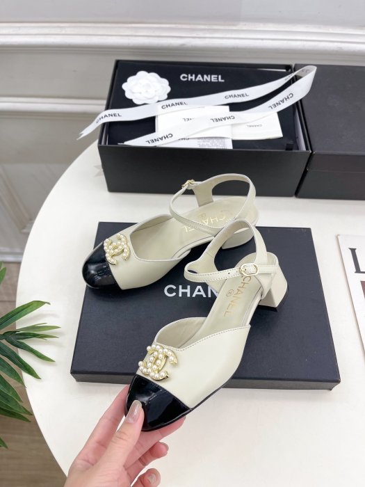 Босоножки фото 3