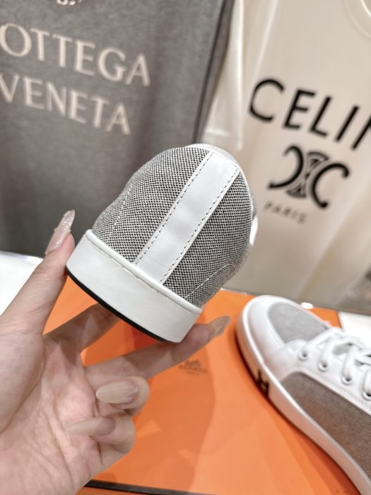 Кроссовки фото 8