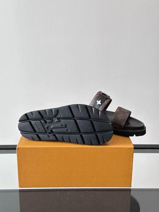 Шлепанцы мужские фото 9