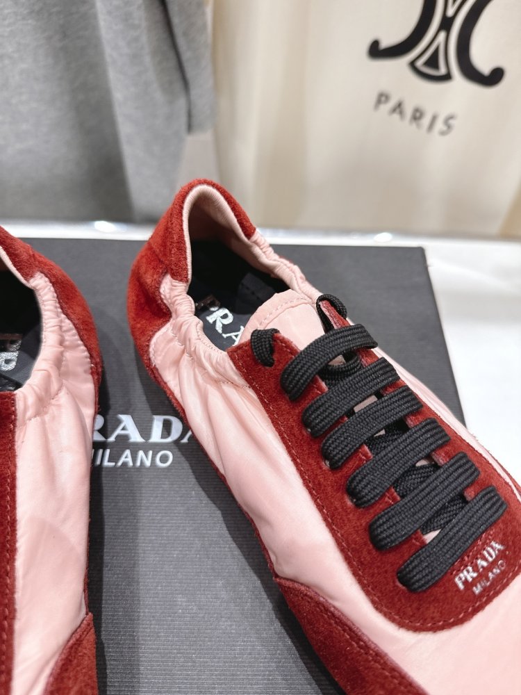 Кросівки жіночі фото 7