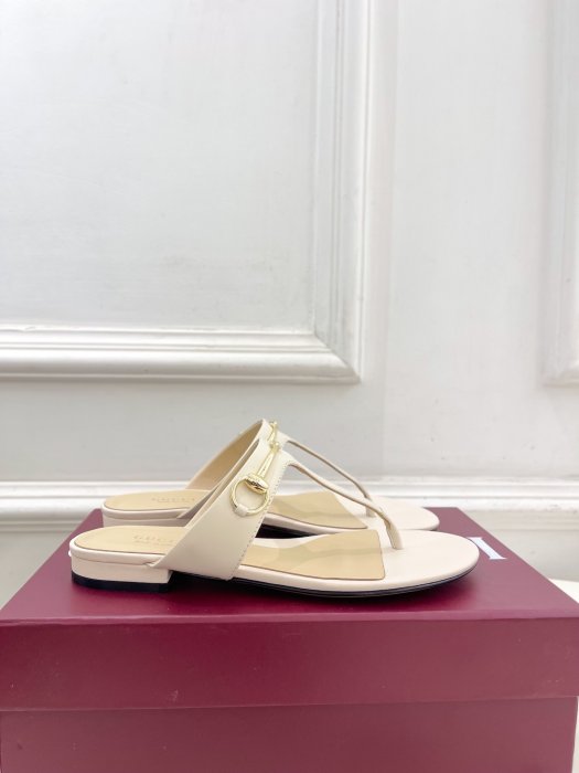 Босоножки фото 4