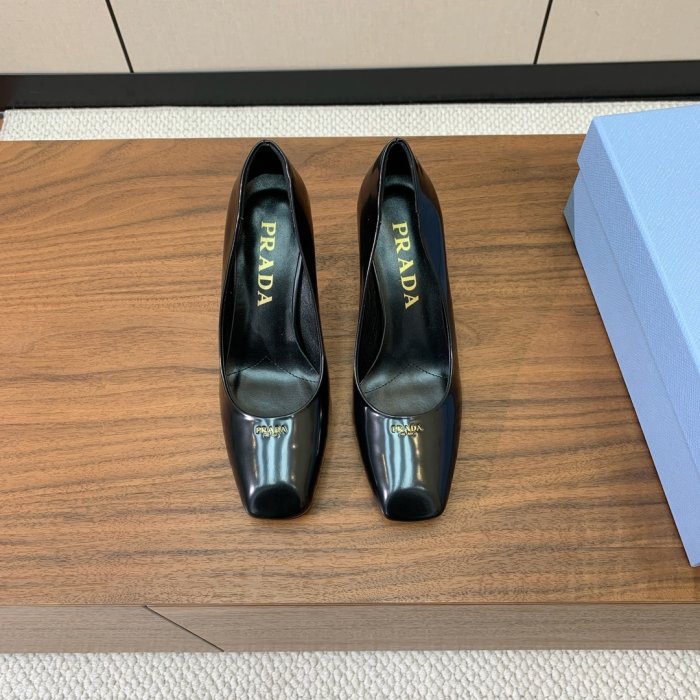 Туфли женские