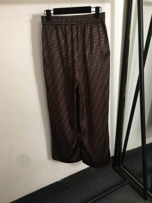 Костюм жіночий фото 8