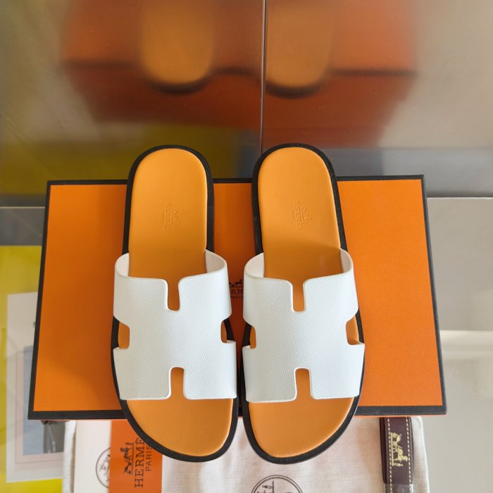 Шльопанці жіночі фото 7