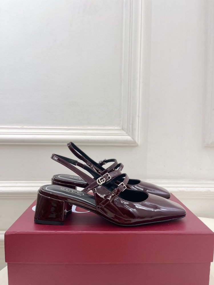 Босоножки фото 2