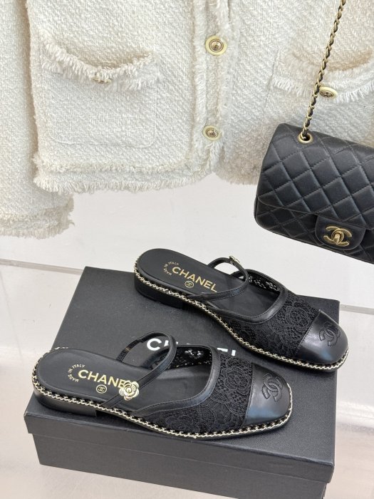 Босоножки фото 3