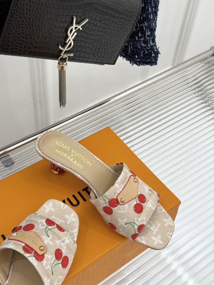 Босоніжки фото 5