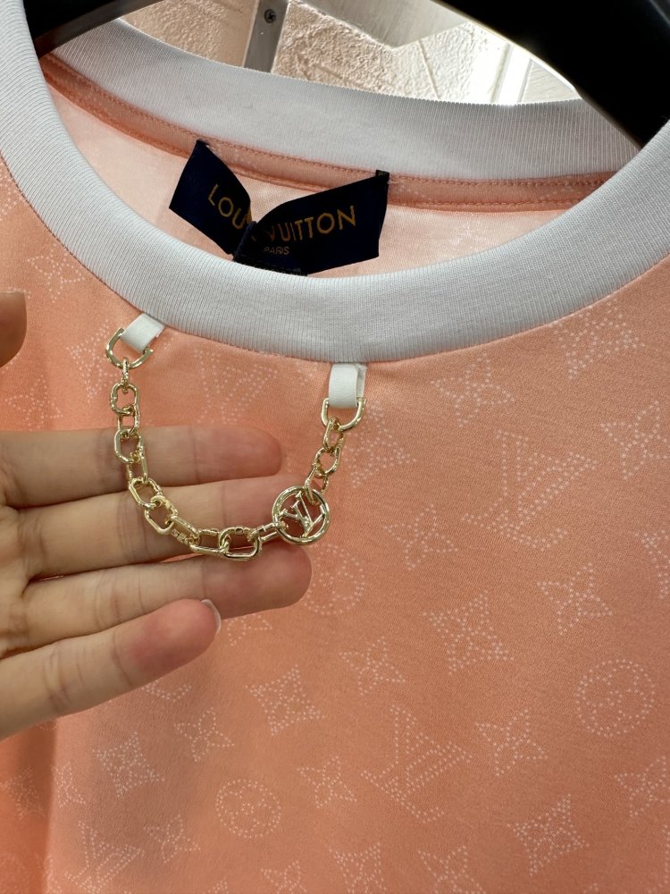 Футболка жіноча фото 8