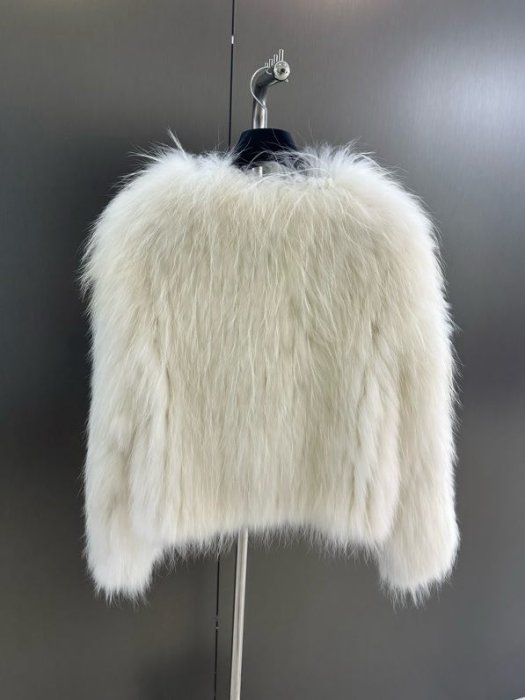 Fur coat of fox fur фото 7