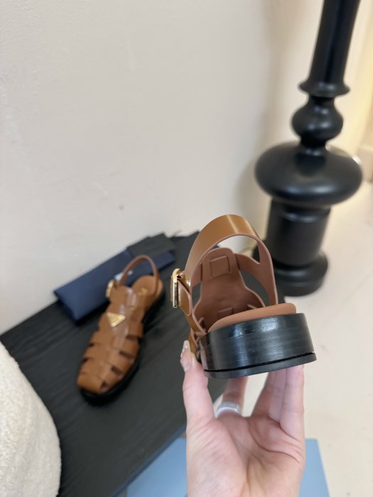 Sandals women's фото 7