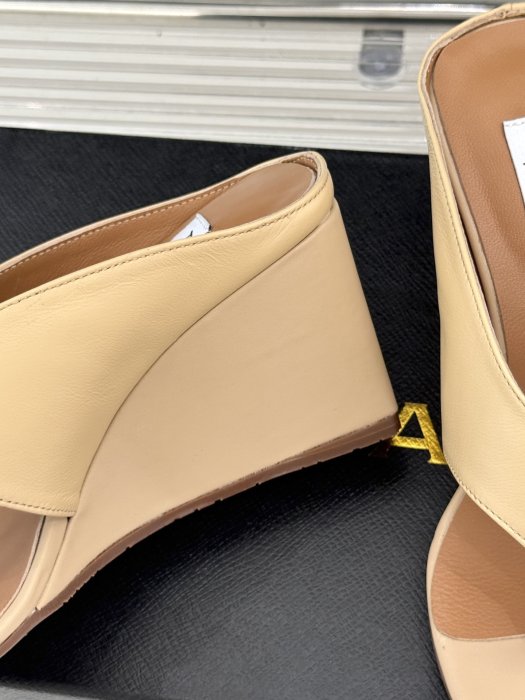 Босоножки фото 6