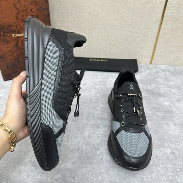 Кросівки фото 4