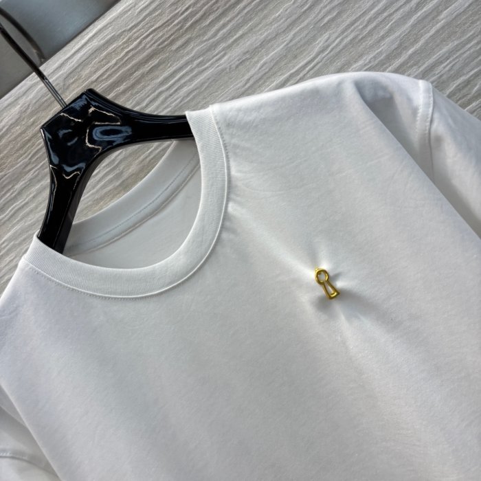 T-shirt women's фото 5