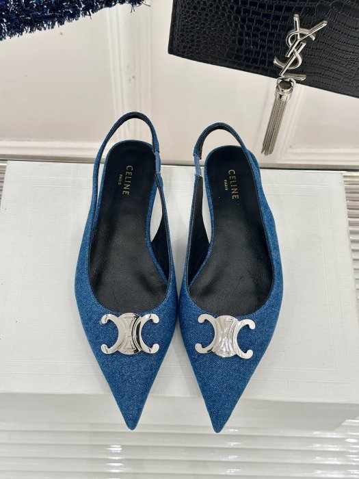 Босоножки фото 4