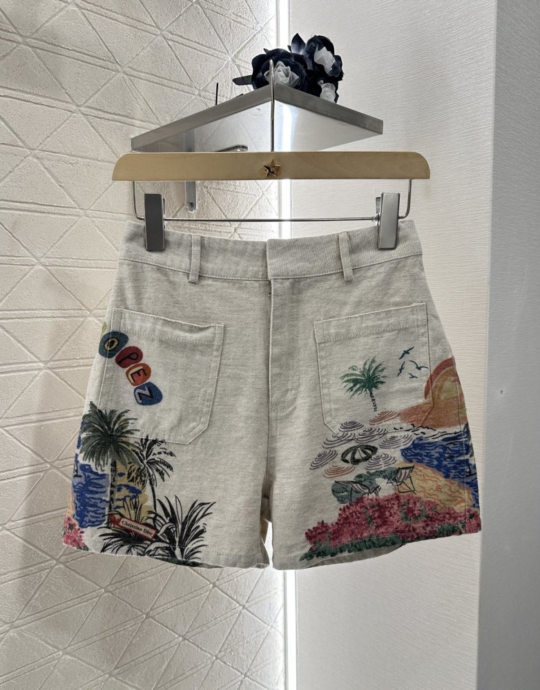 Shorts women's