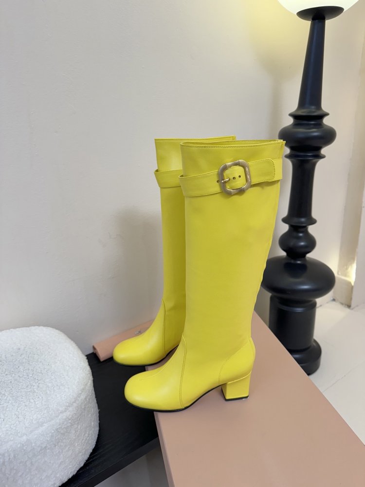 Сапоги женские фото 5